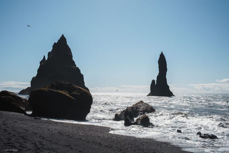 Panorama della spiaggia nera di Reynisfjara